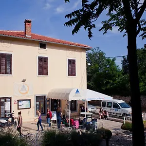  Hostel Hi Kroatien